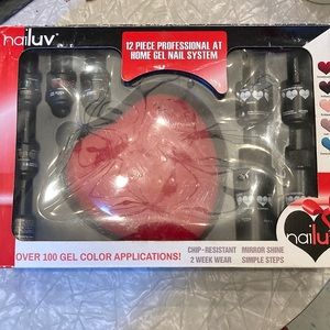 Nailuv home gel nail set